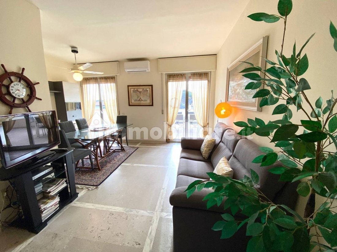 Apartment in Center, Forte dei Marmi, Tuscany 3 - 15744657