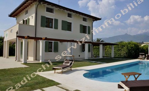 Villa in Center, Forte dei Marmi, Tuscany 1