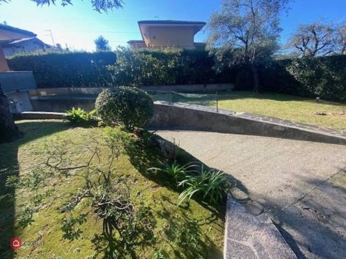 Villa in Center, Forte dei Marmi, Tuscany 4 - 15744283