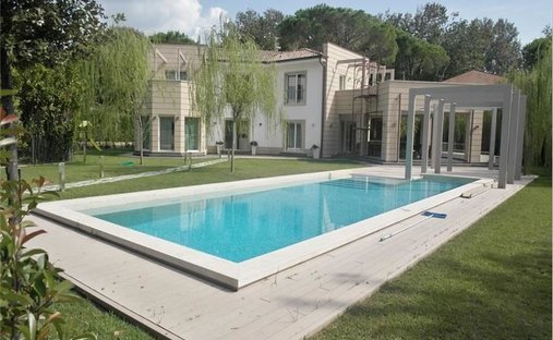 Villa in Centro, Forte dei Marmi, Tuscany 1