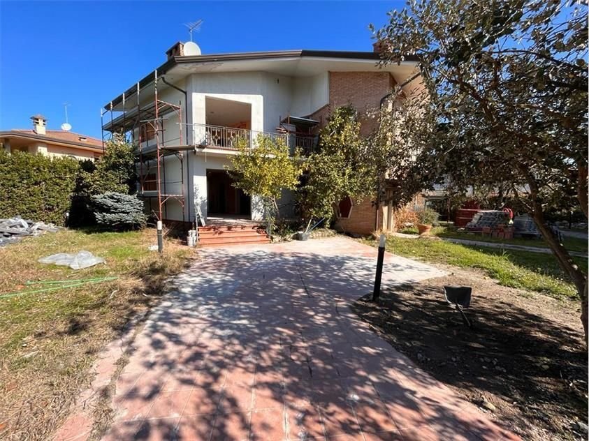 Villa in Center, Forte dei Marmi, Tuscany 1 - 15744319