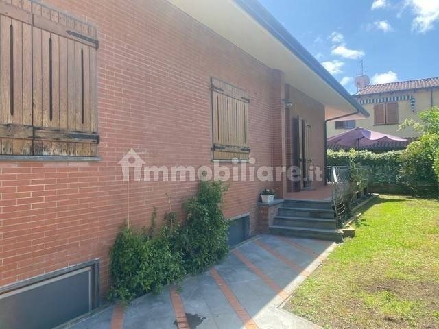 Villa in Center, Forte dei Marmi, Tuscany 2 - 15744173