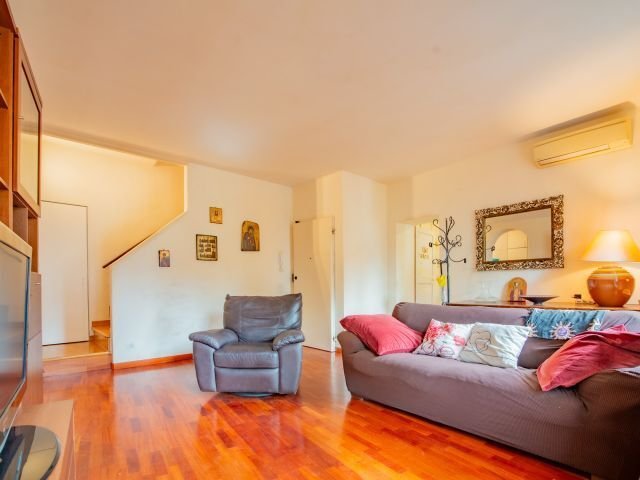 Apartment in Historic Center, Siena, Tuscany 2 - 15744145