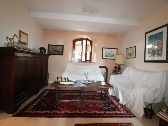 Villa in Historic Center, Siena, Tuscany 4 - 15743789
