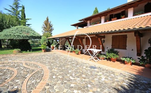 House in Arcidosso, Tuscany, Italy 1