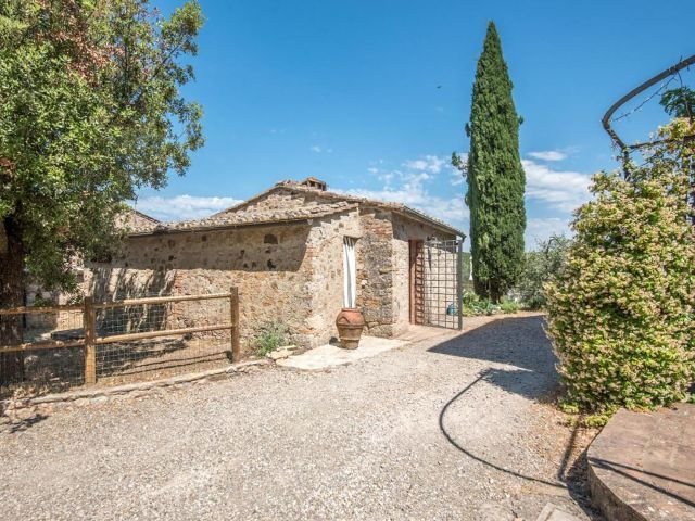 Villa in Murlo, Tuscany, Italy 3 - 15744326