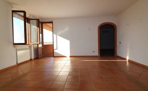 Villa in Historic Center, Siena, Tuscany 1