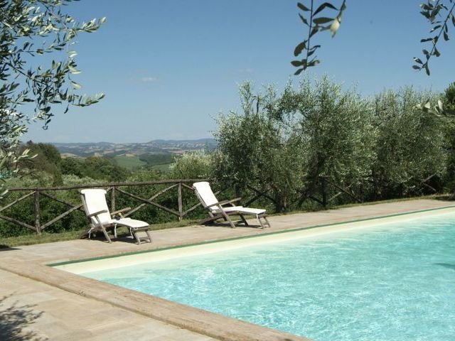Villa in Murlo, Tuscany, Italy 2 - 15744012