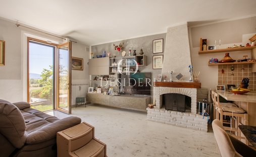Casa di campagna a Roccastrada, Toscana, Italia 1