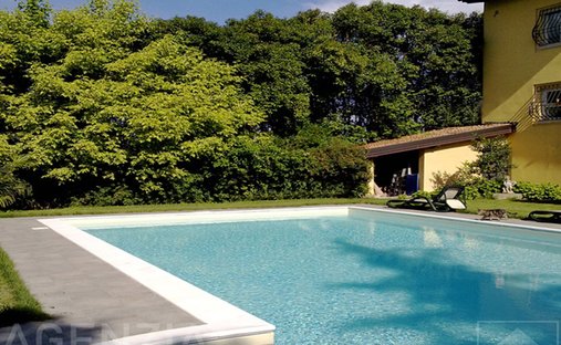 Country House in Maguzzano, Lonato del Garda, Lombardy 1