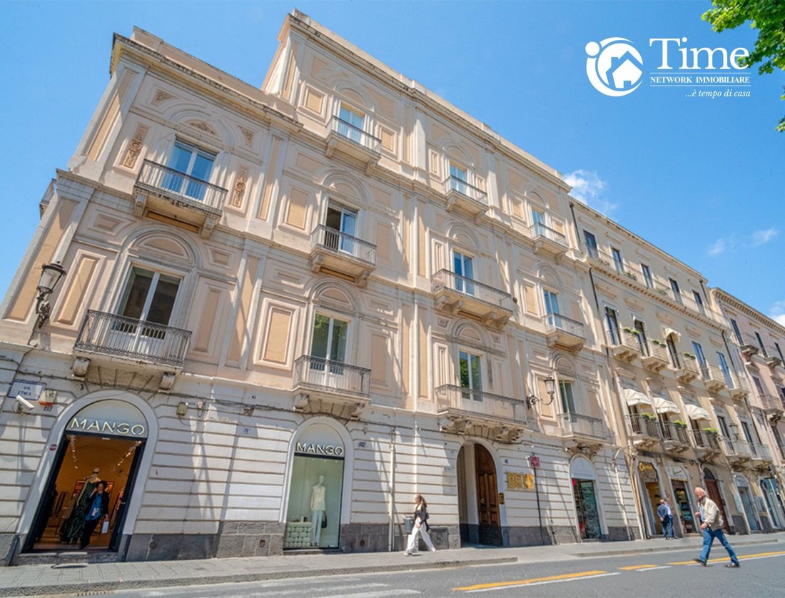 Apartment in Villa Bellini-Ospedale Garibaldi, Catania, Italy 1 - 15745226