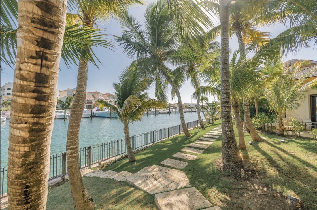 Villa in Punta Cana, La Altagracia Province, Dominican Republic 4 - 15745153