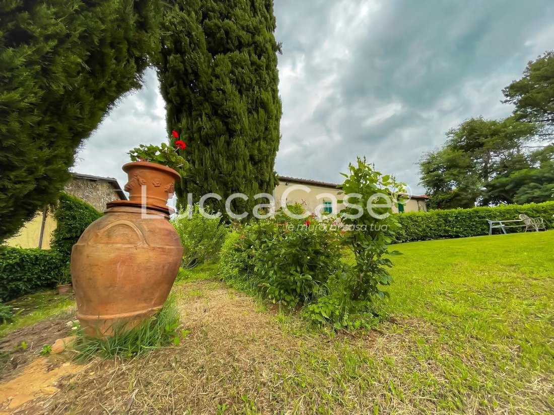 Country House in Historic Center, Lucca, Tuscany 3 - 15744945