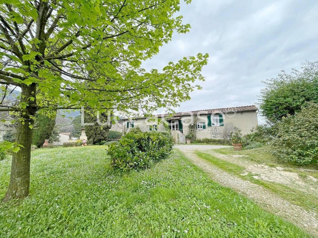 Country House in Historic Center, Lucca, Tuscany 1 - 15744945