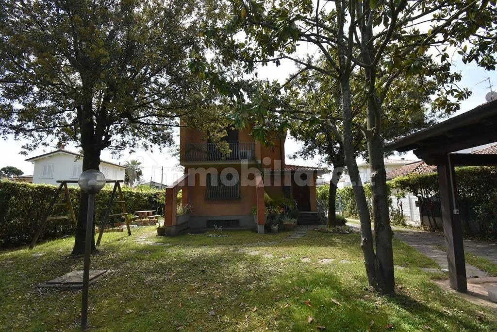 House in Center, Forte dei Marmi, Tuscany 5 - 15745066