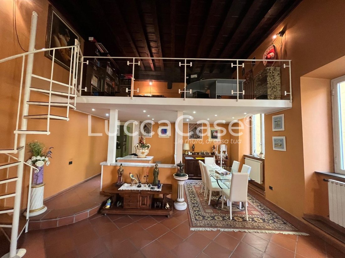 Apartment in Historic Center, Lucca, Tuscany 4 - 15745245