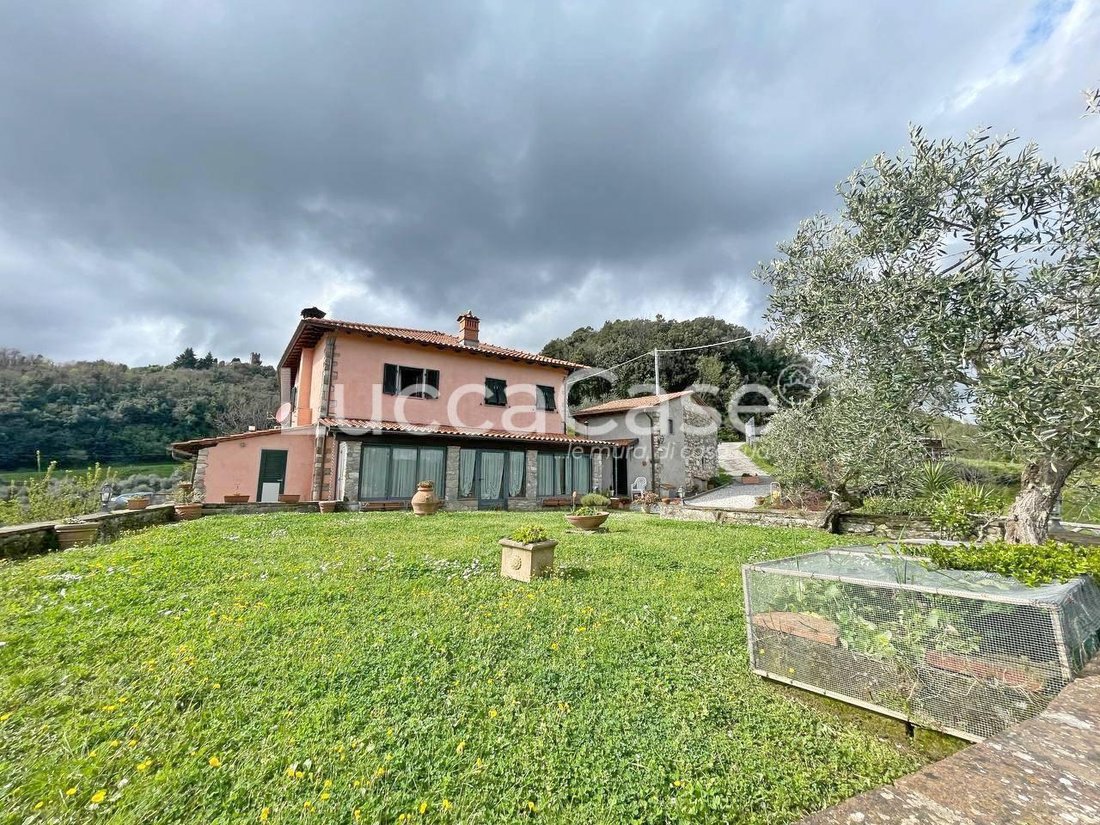 Country House in Pescaglia, Tuscany, Italy 3 - 15745053
