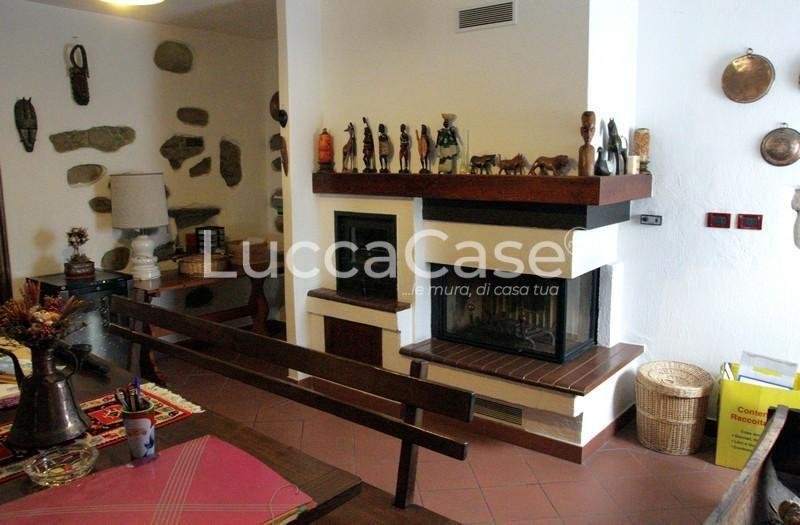 Villa in Barga, Tuscany, Italy 1 - 15745248