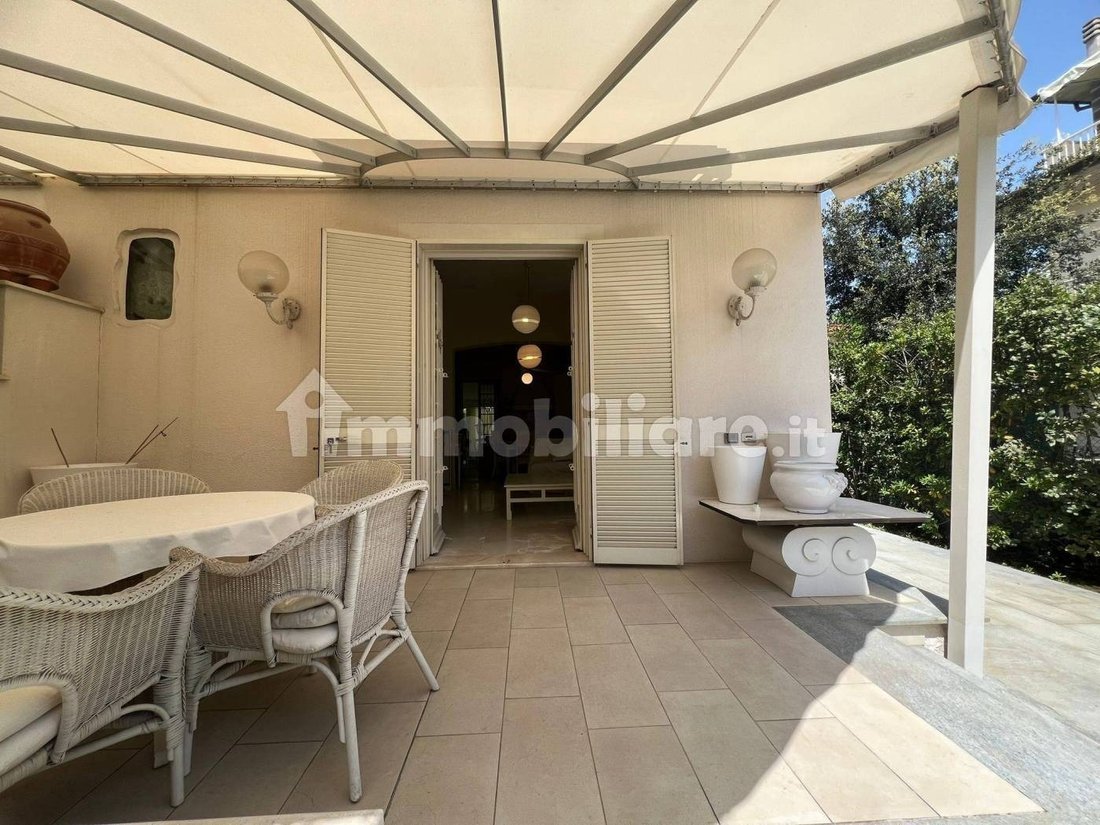 Villa in Center, Forte dei Marmi, Tuscany 3 - 15745068