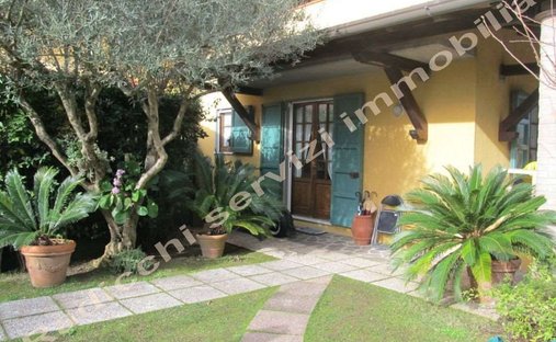 Villa in Center, Forte dei Marmi, Tuscany 1