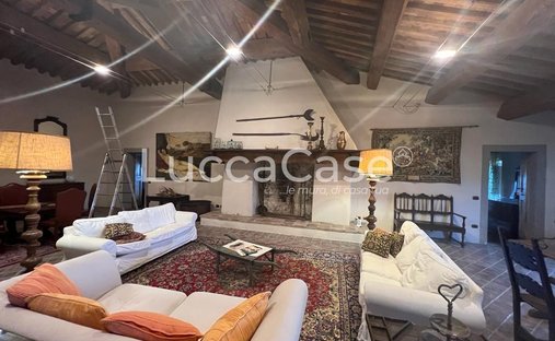 Villa in Historic Center, Lucca, Tuscany 1