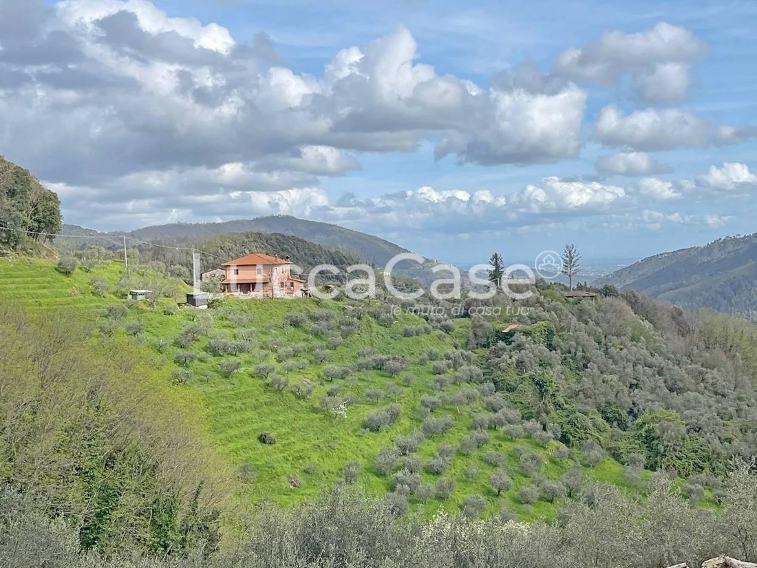 Country House in Pescaglia, Tuscany, Italy 1 - 15745053