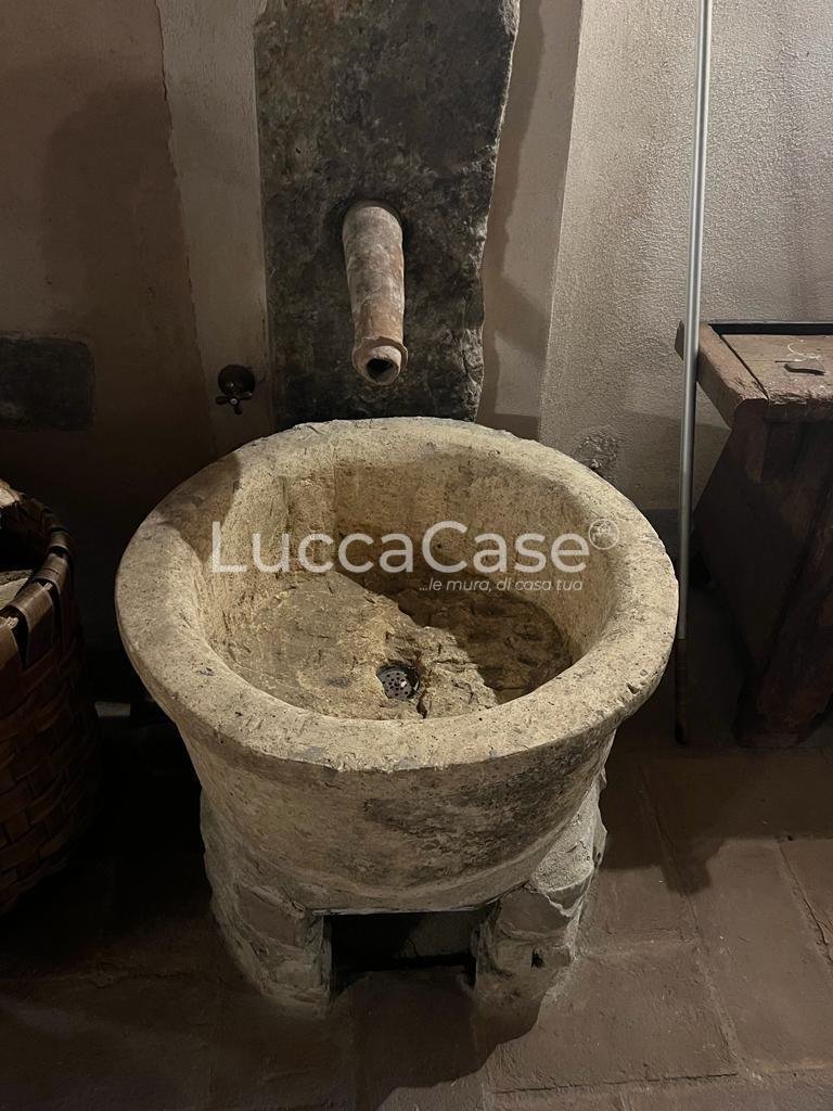 Villa in Historic Center, Lucca, Tuscany 4 - 15745283