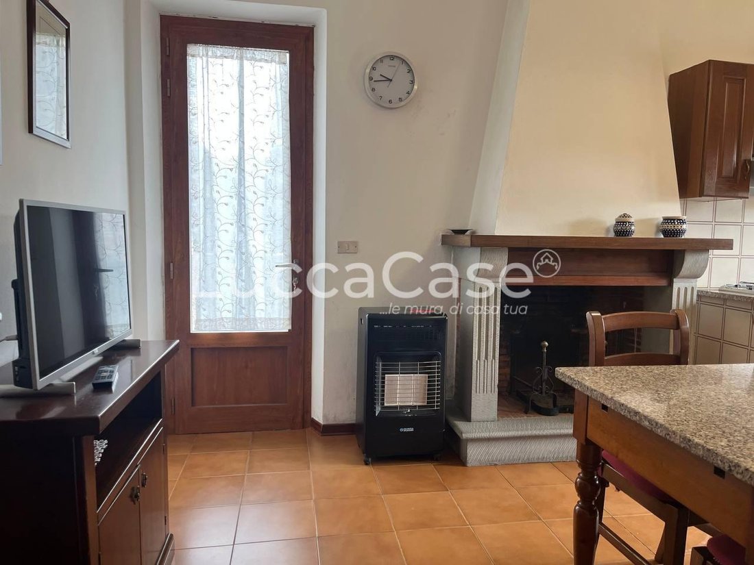 Villa in Porcari, Tuscany, Italy 3 - 15745207