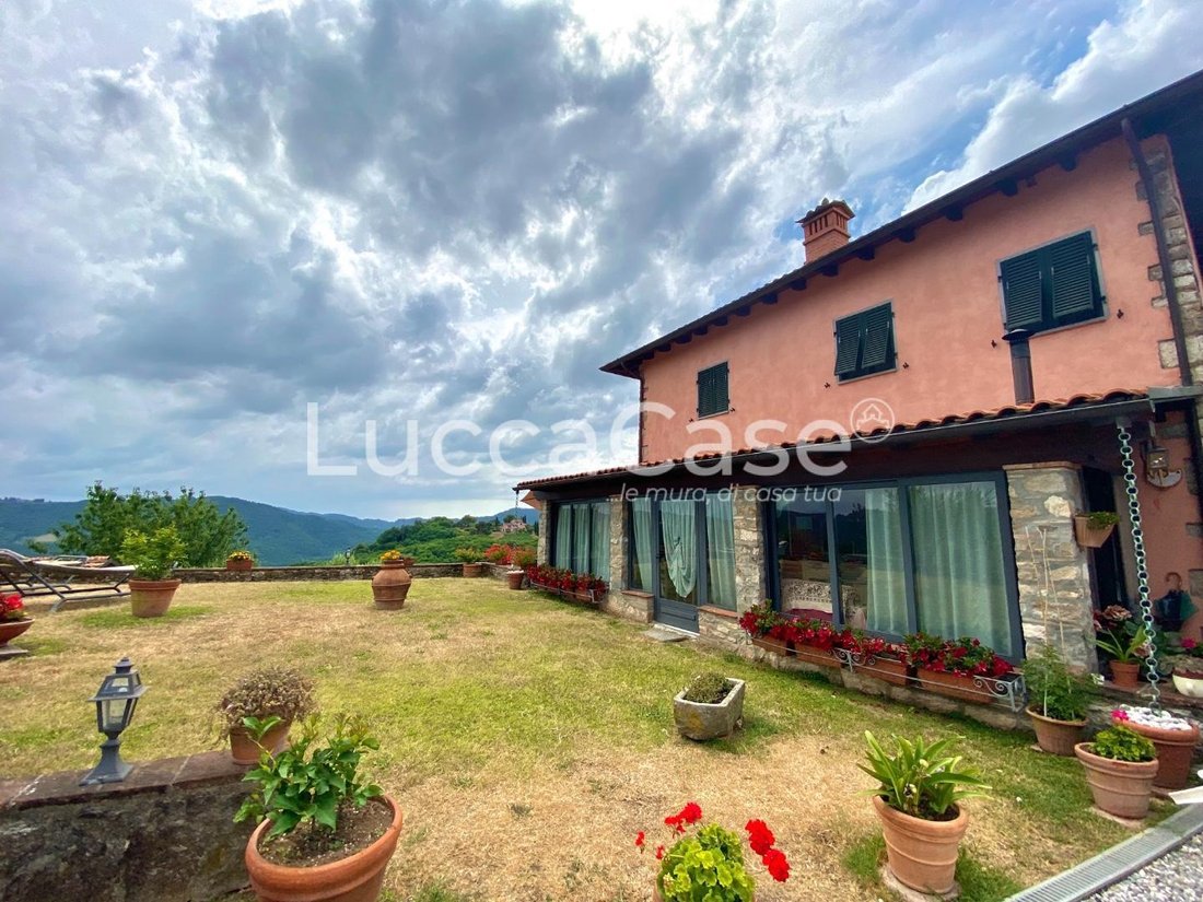 Country House in Pescaglia, Tuscany, Italy 4 - 15745053