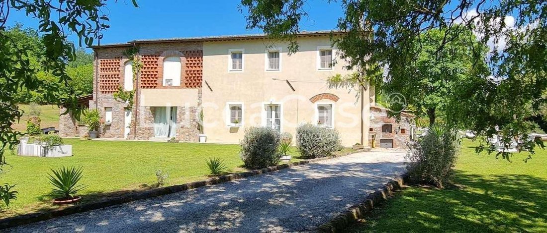 Country House in Historic Center, Lucca, Tuscany 2 - 15745247