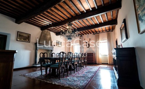 Country House in Camaiore, Tuscany, Italy 1