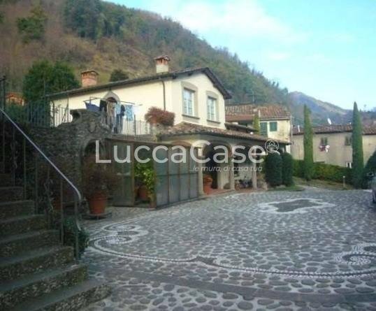 Villa in Bagni di Lucca, Tuscany, Italy 2 - 15745220