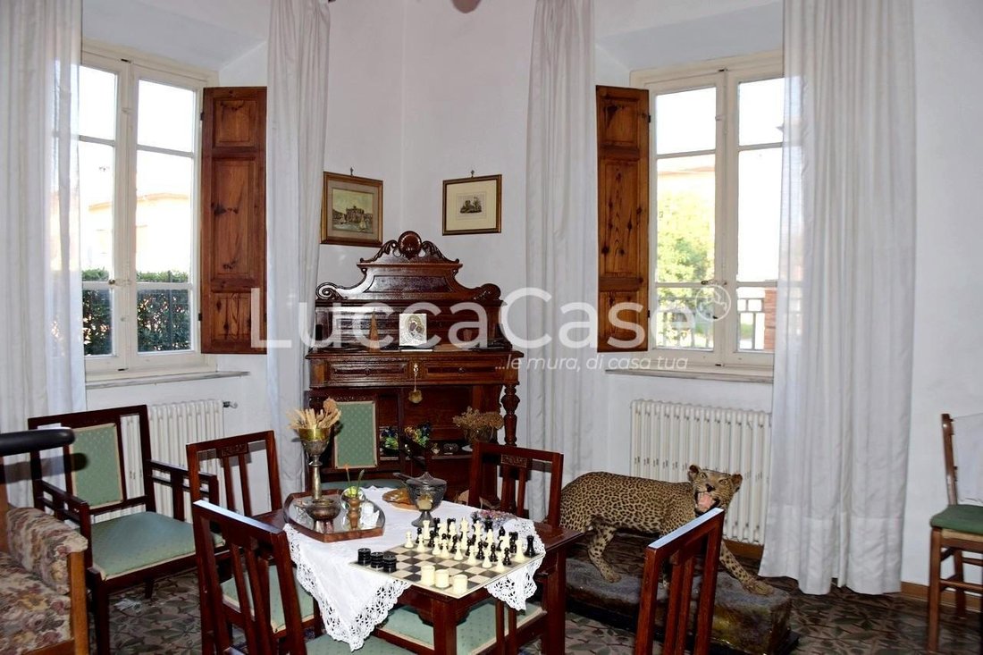 Villa in Center, Capannori, Tuscany 5 - 15745345