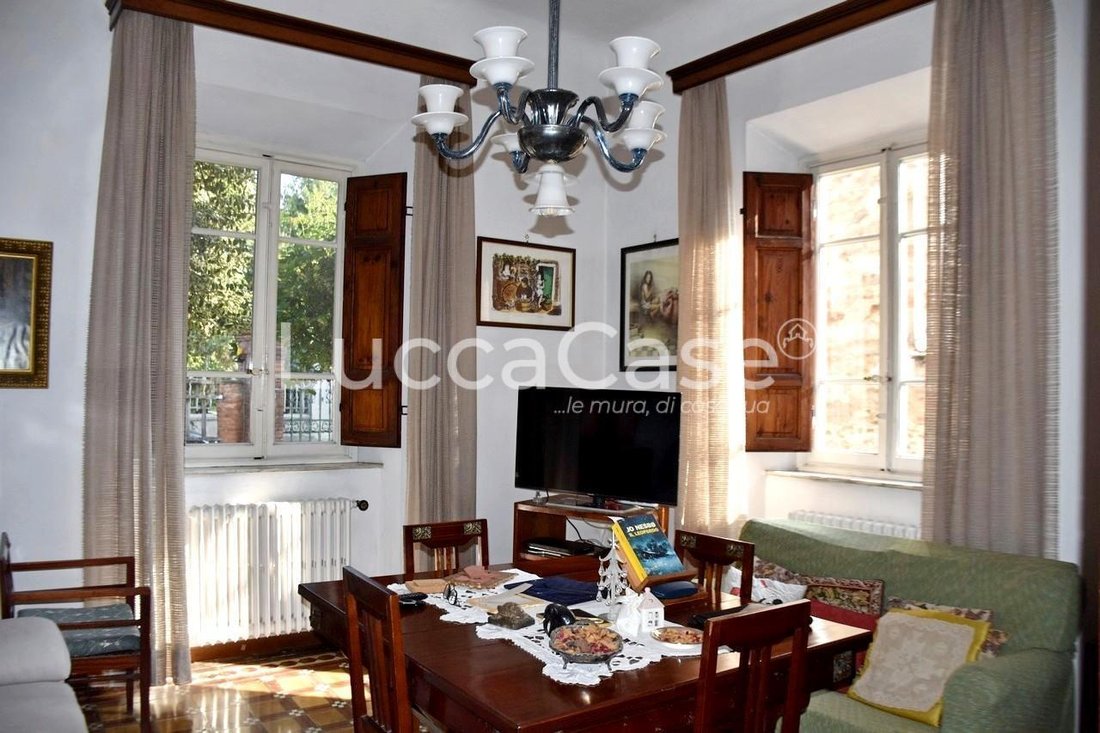 Villa in Center, Capannori, Tuscany 3 - 15745345