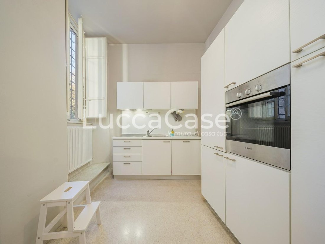 Apartment in Historic Center, Lucca, Tuscany 5 - 15745304