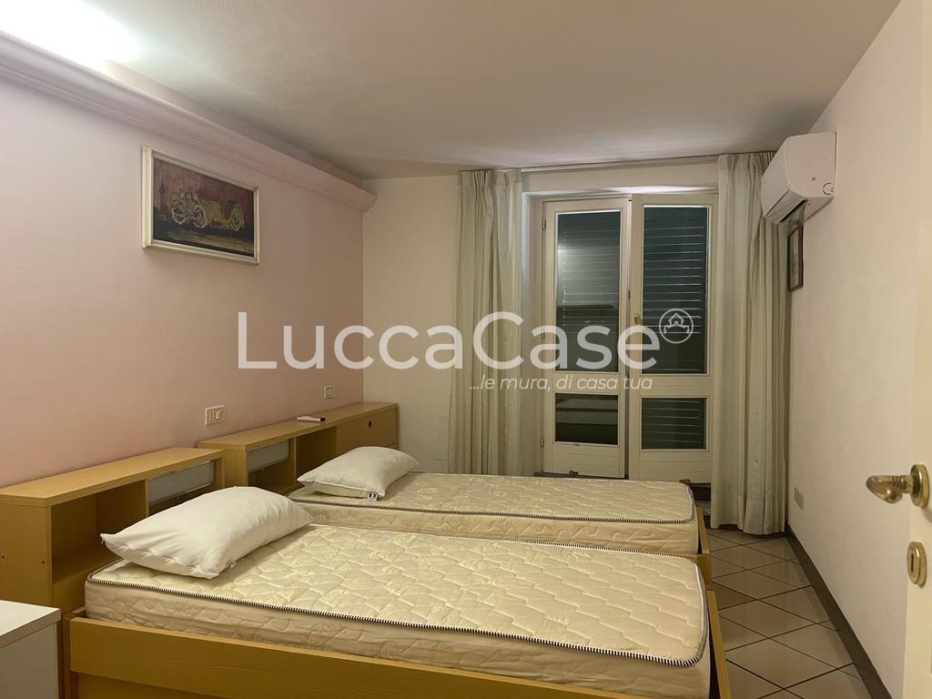 Apartment in Historic Center, Viareggio, Tuscany 2 - 15745396
