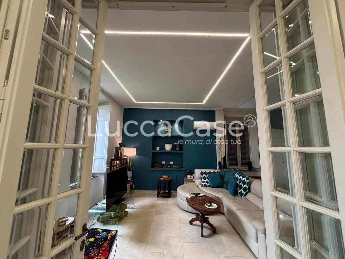 Apartment in Historic Center, Lucca, Tuscany 1 - 15745312