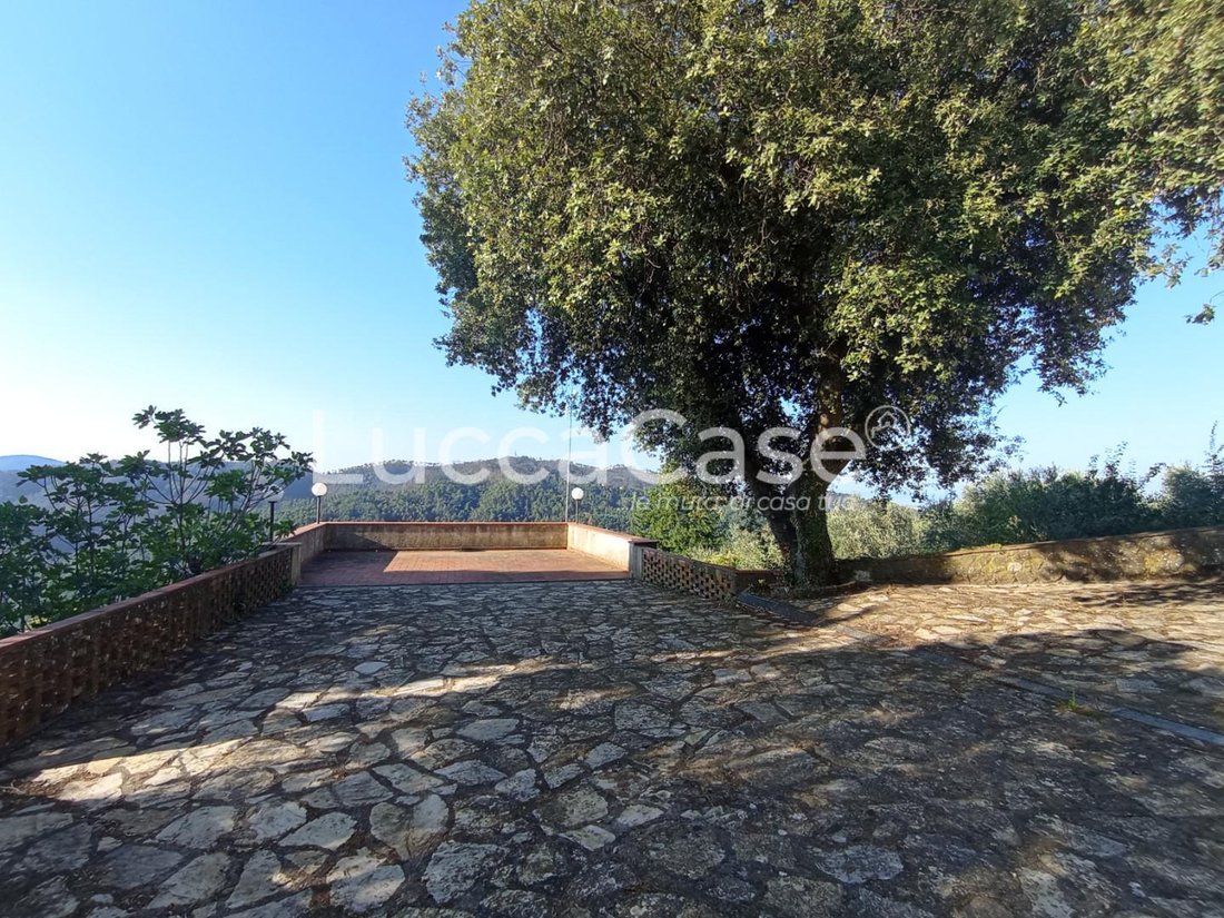 Country House in Camaiore, Tuscany, Italy 4 - 15745350