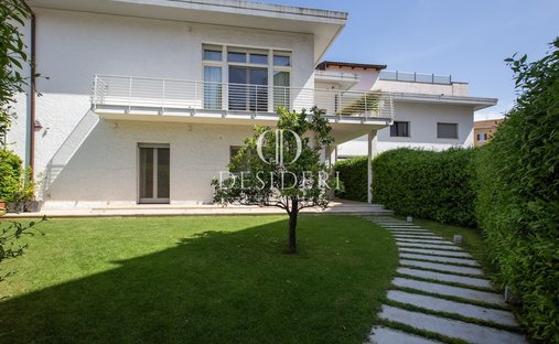 Villa in Center, Grosseto, Tuscany 1