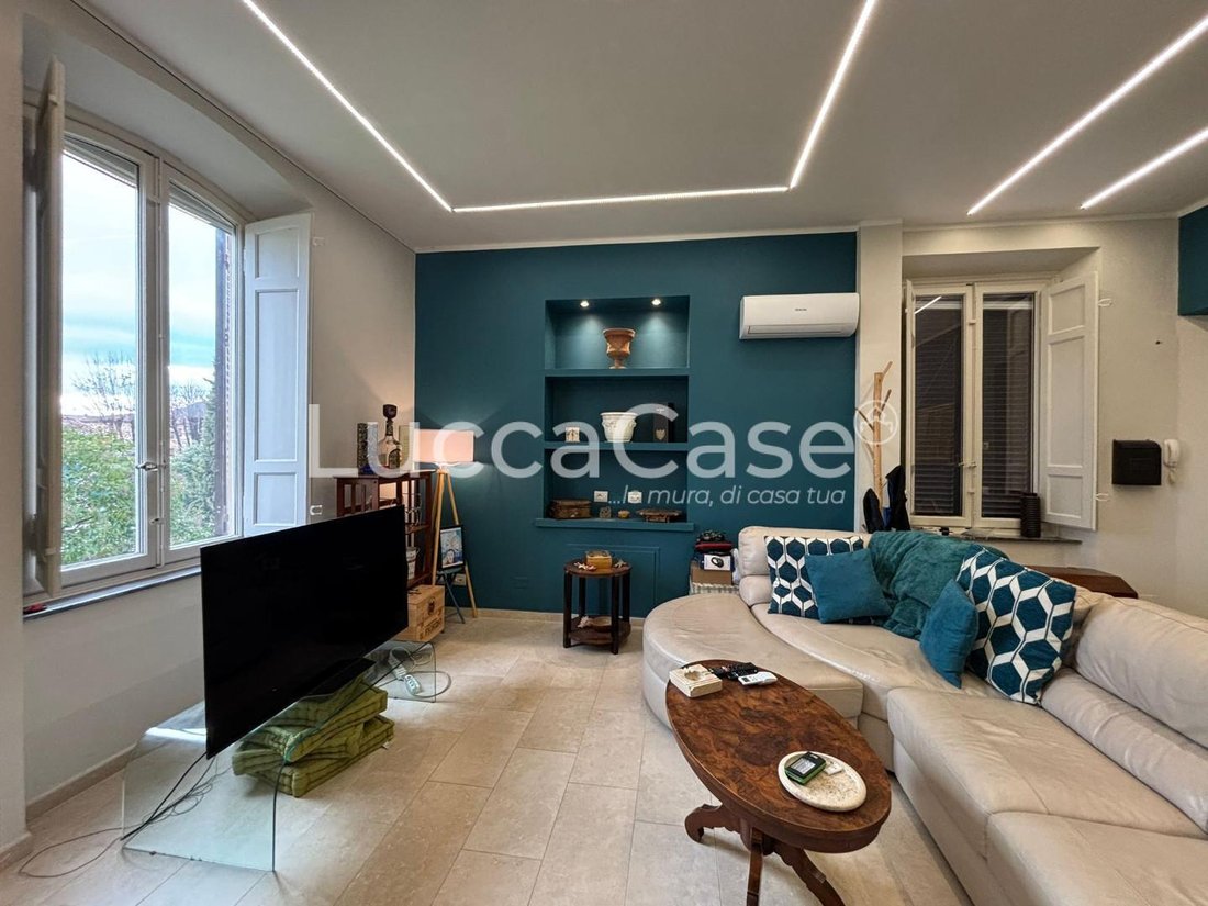 Apartment in Historic Center, Lucca, Tuscany 4 - 15745312