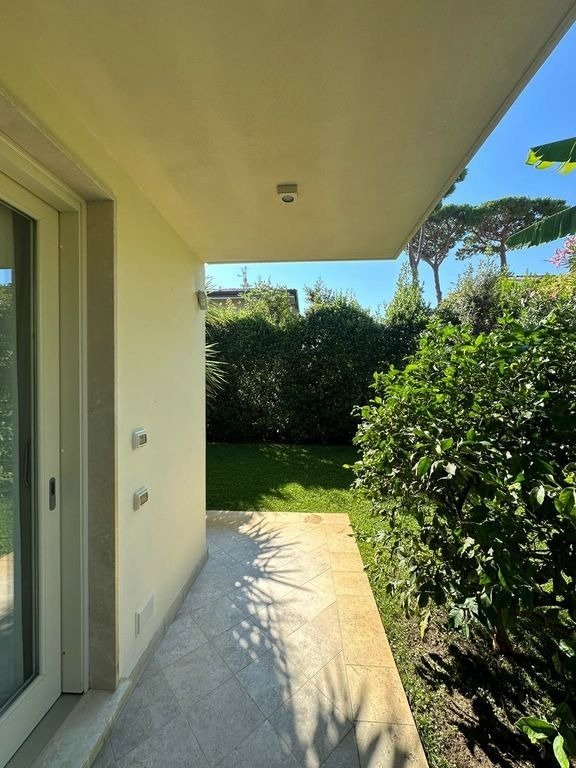 Villa in Center, Forte dei Marmi, Tuscany 4 - 15745054