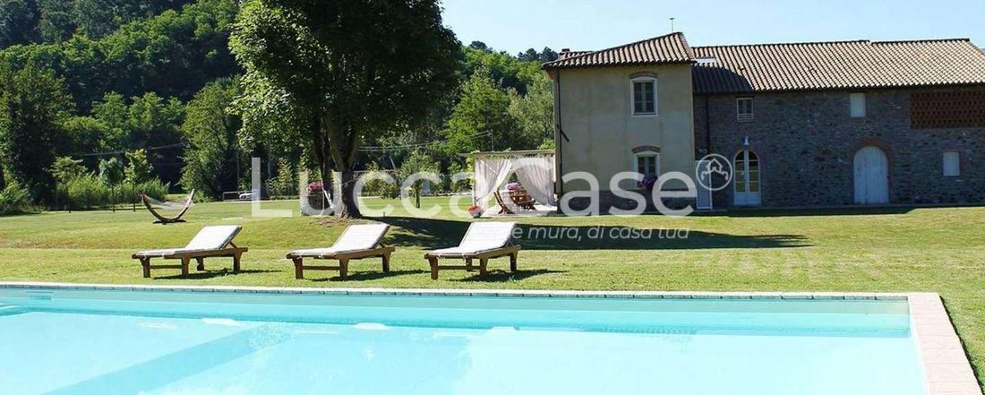 Country House in Historic Center, Lucca, Tuscany 3 - 15745247