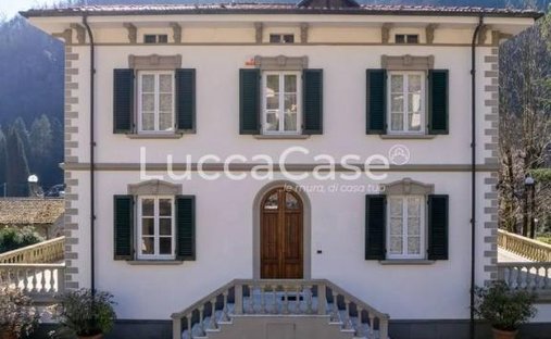 Villa in Bagni di Lucca, Tuscany, Italy 1