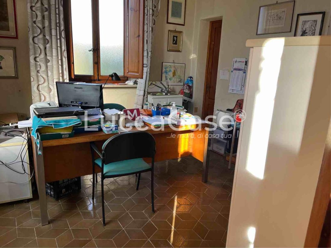 Villa in Porcari, Tuscany, Italy 5 - 15745067