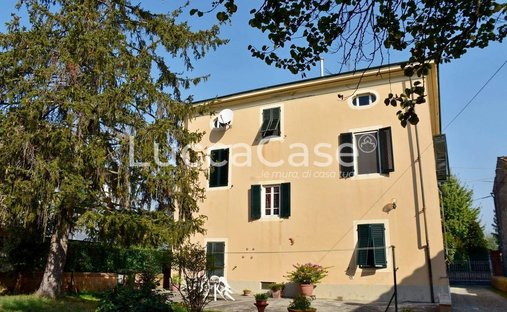 Villa in Center, Capannori, Tuscany 1