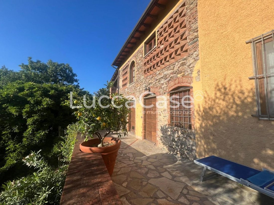 Country House in Center, Capannori, Tuscany 1 - 15745397