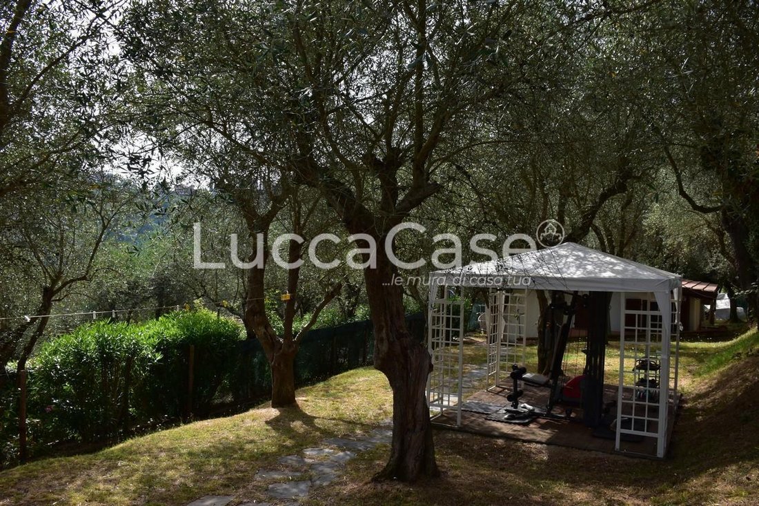 Villa in Camaiore, Tuscany, Italy 4 - 15745353
