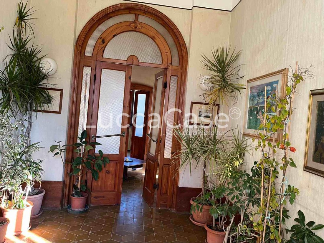 Villa in Porcari, Tuscany, Italy 4 - 15745067