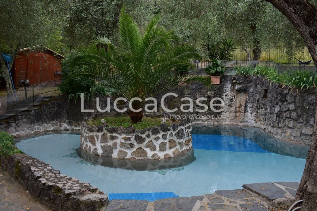 Villa in Camaiore, Tuscany, Italy 2 - 15745353