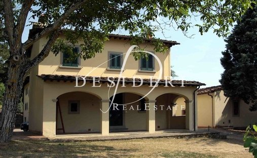 Estate in Dicomano, Tuscany, Italy 1